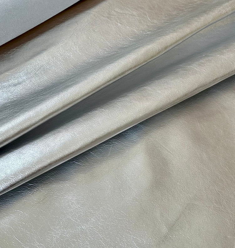 Plongé cowhide leather - Metallic Silver