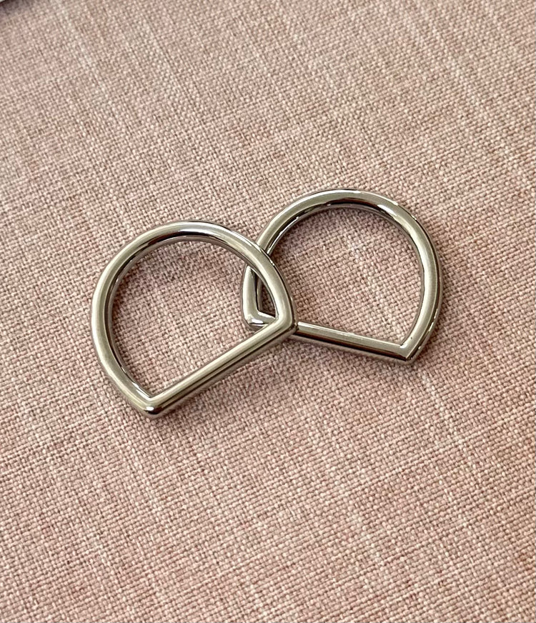 Stainless steel 3/4" d-rings - in silver - set of 2
