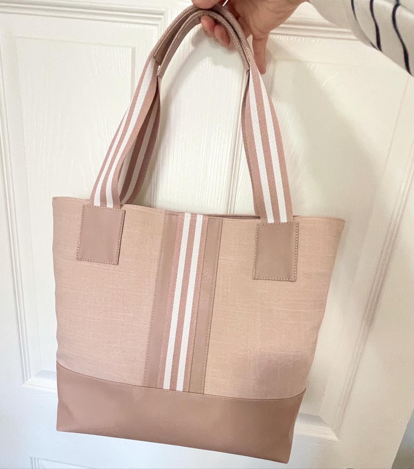 Light Brown Woven Pattern Tote