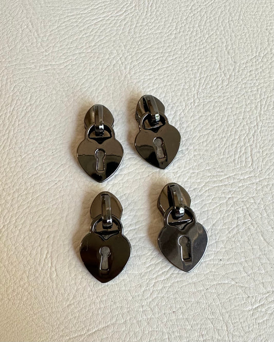 Set of 4 Heart lock zipper pulls in gunmetal