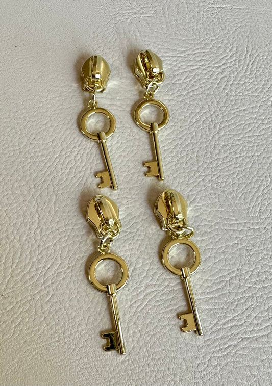 Set of 4 Key zipper pulls in gold