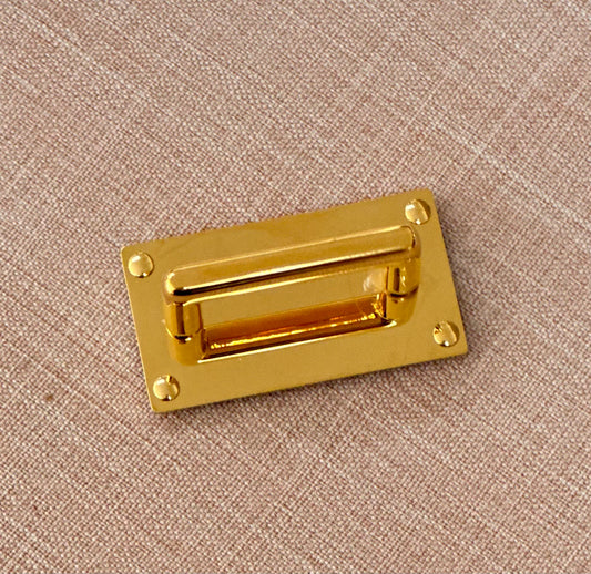 24k Gold 25mm bridge connector/lock - in gold