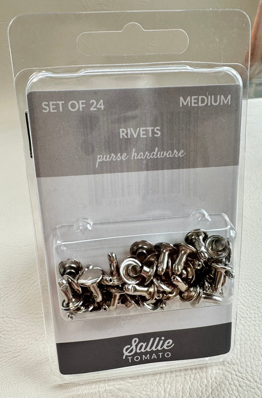 24 Medium (8mm) double cap rivets in Silver