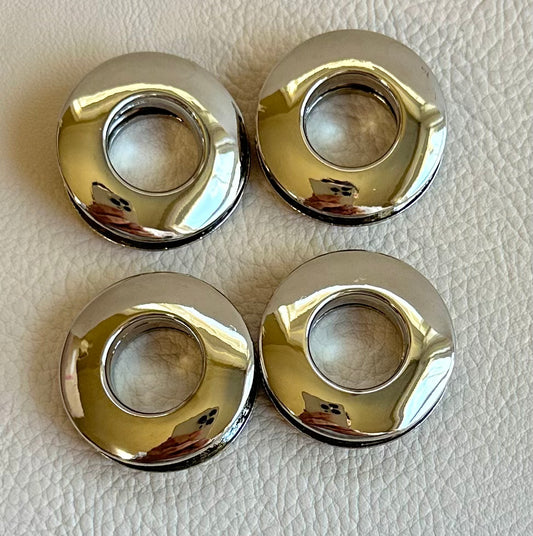 4 Reversible "force fit" grommets in Silver