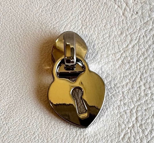 Set of 4 Heart lock zipper pulls in silver