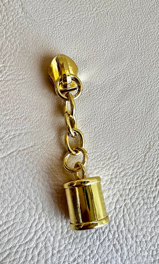 Set of 4 Tassel zipper pulls in gold