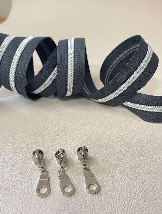 #5 Zipper - dark grey tape and silver coil